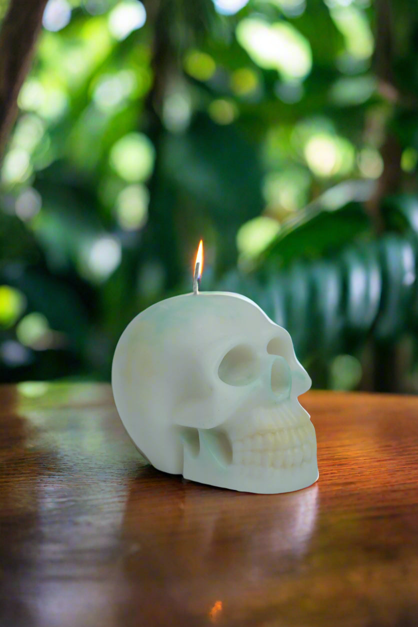 Scull Candle