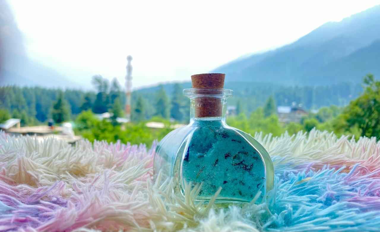 Luxurious Bath Salts - Lavender & Eucalyptus